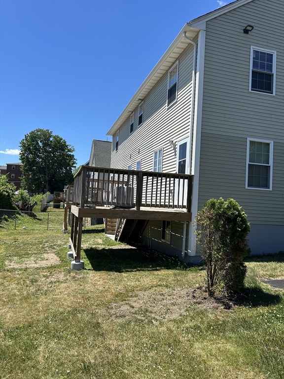 35-37 Pine St Court Springfield, MA 01105 - Photo 2 of 42