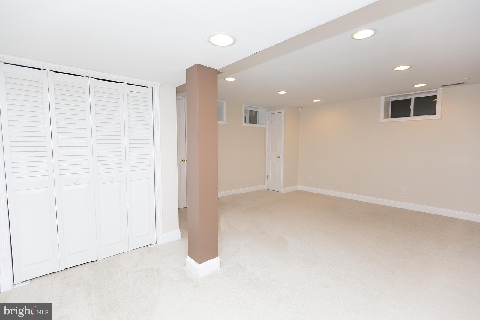 6505 Crestwood Road Baltimore, MD 21239 - Photo 21 of 26 Gallery Image 21