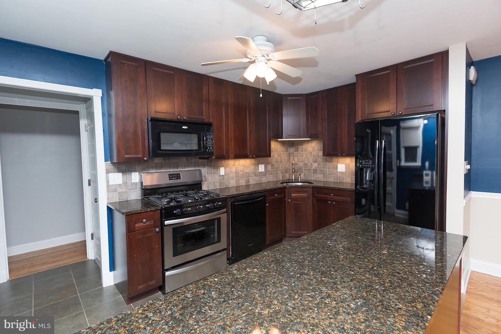 6505 Crestwood Road Baltimore, MD 21239 - Photo 7 of 26 Gallery Image 7