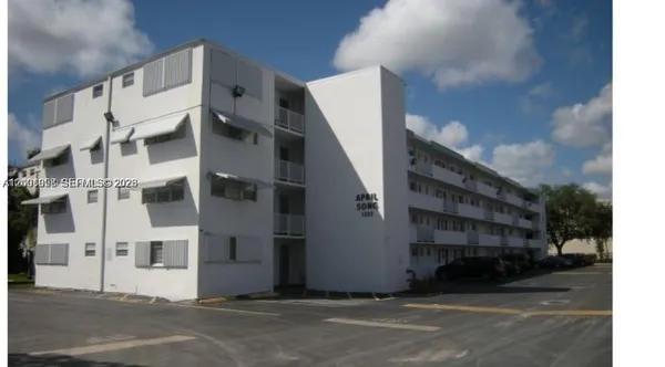 $2,150 | 1333 East Hallandale Beach Boulevard, Unit 329, Hallandale Beach, FL 33009