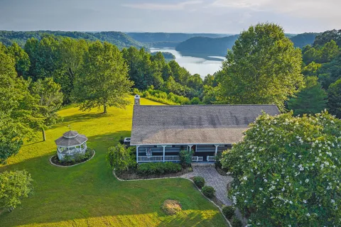 $949,900 | 11720 Fox Hill Road, Baxter, TN 38544