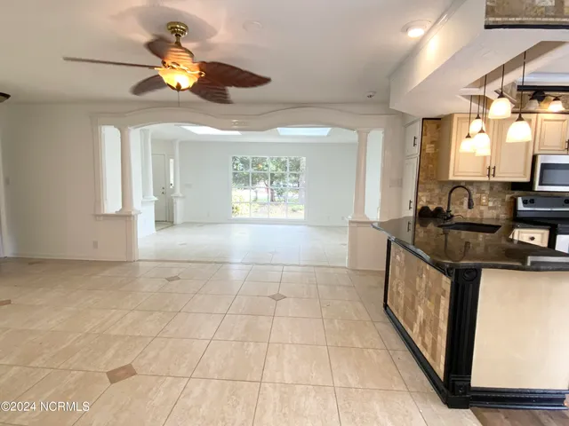 $1,995 | 2 Crane Court Southwest, Calabash, NC 28467