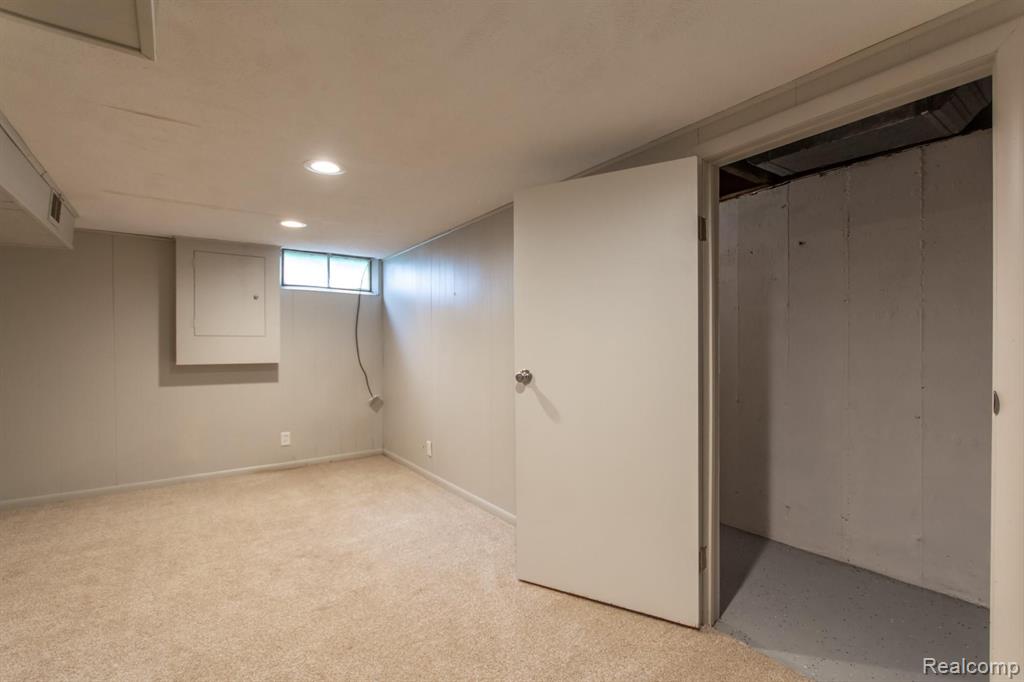 1310 Miller Road Kalamazoo, MI 49001 - Photo 26 of 32