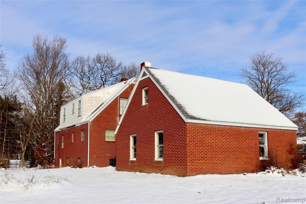 8410 Linden Road Swartz Creek, MI 48473 - Photo 19 of 32