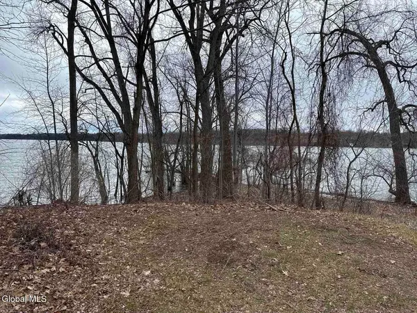 $99,000 | 15 Champlain Shores Way, Crown Point, NY 12928