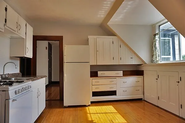 $3,000 | 159 Brown Street, Unit 6, Waltham, MA 02453