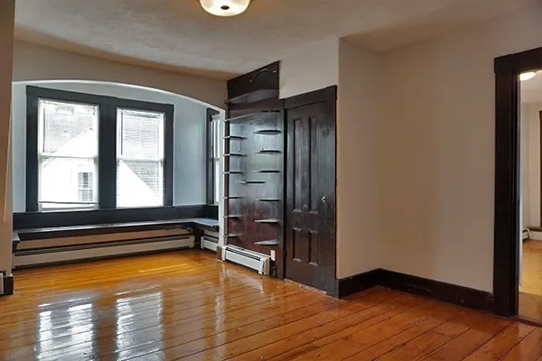 $3,000 | 159 Brown Street, Unit 6, Waltham, MA 02453