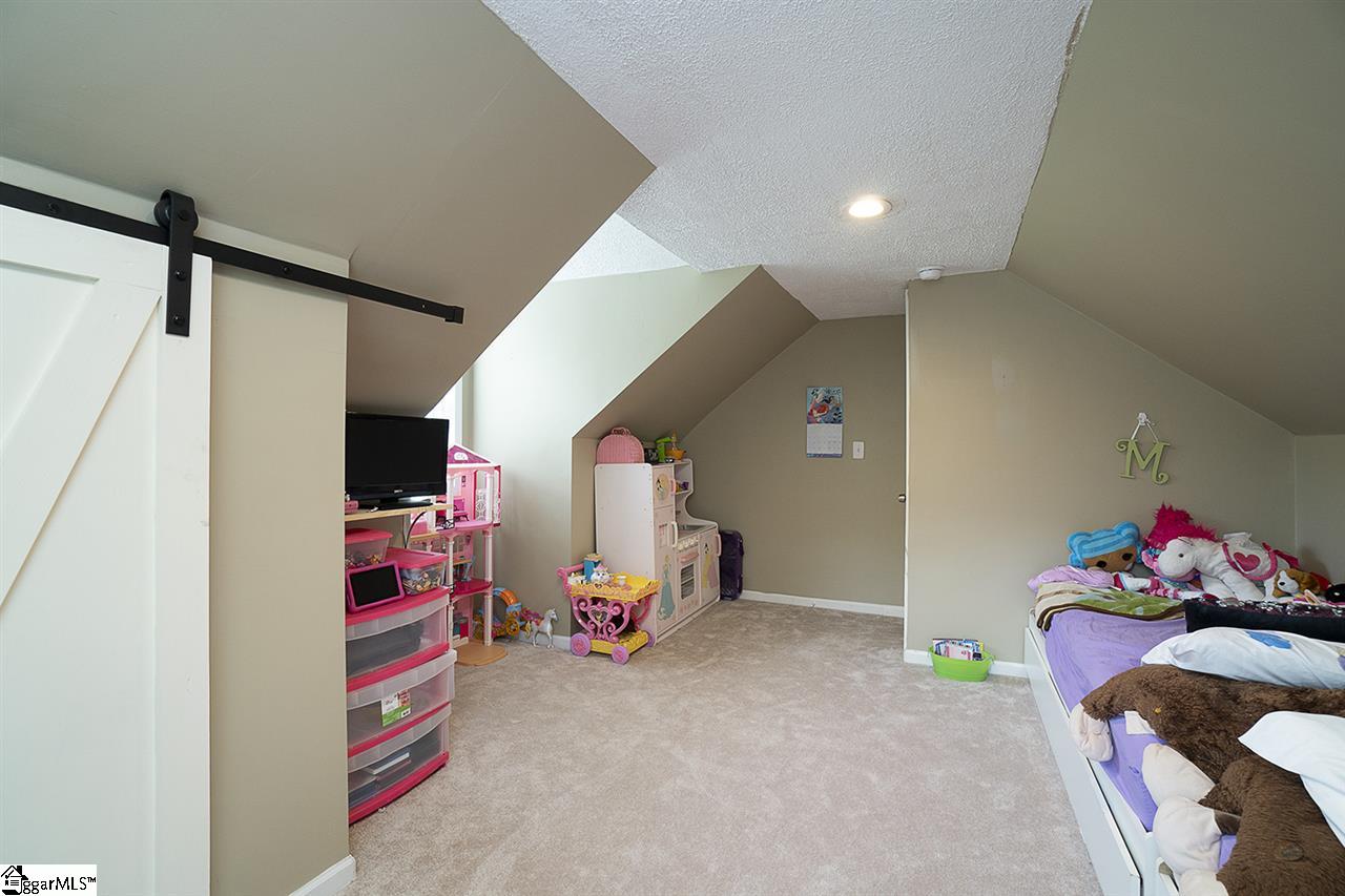 925 Nash Mill Road Fountain Inn, SC 29644 - Photo 15 of 24