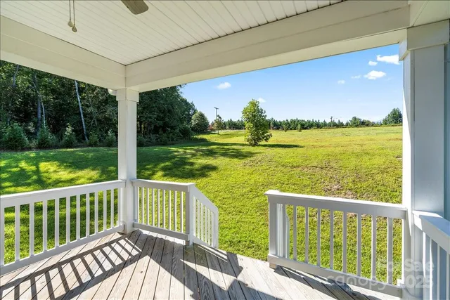 $750,000 | 4243 Island Fox Lane, Denver, NC 28037