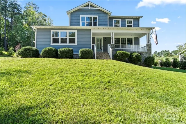 $750,000 | 4243 Island Fox Lane, Denver, NC 28037