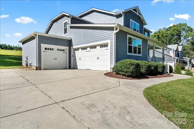 $750,000 | 4243 Island Fox Lane, Denver, NC 28037