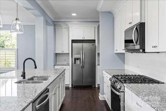 $750,000 | 4243 Island Fox Lane, Denver, NC 28037