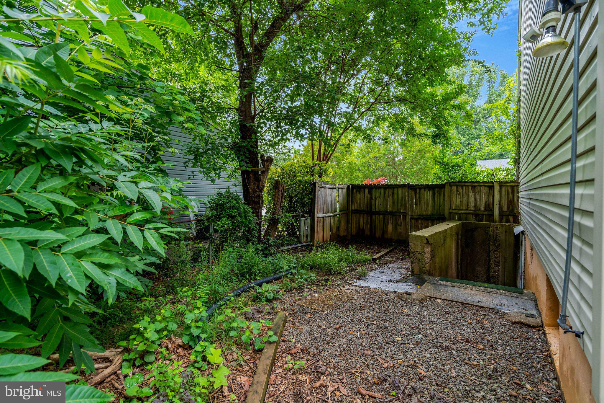 5759 Heming Avenue Springfield, VA 22151 - Photo 52 of 54