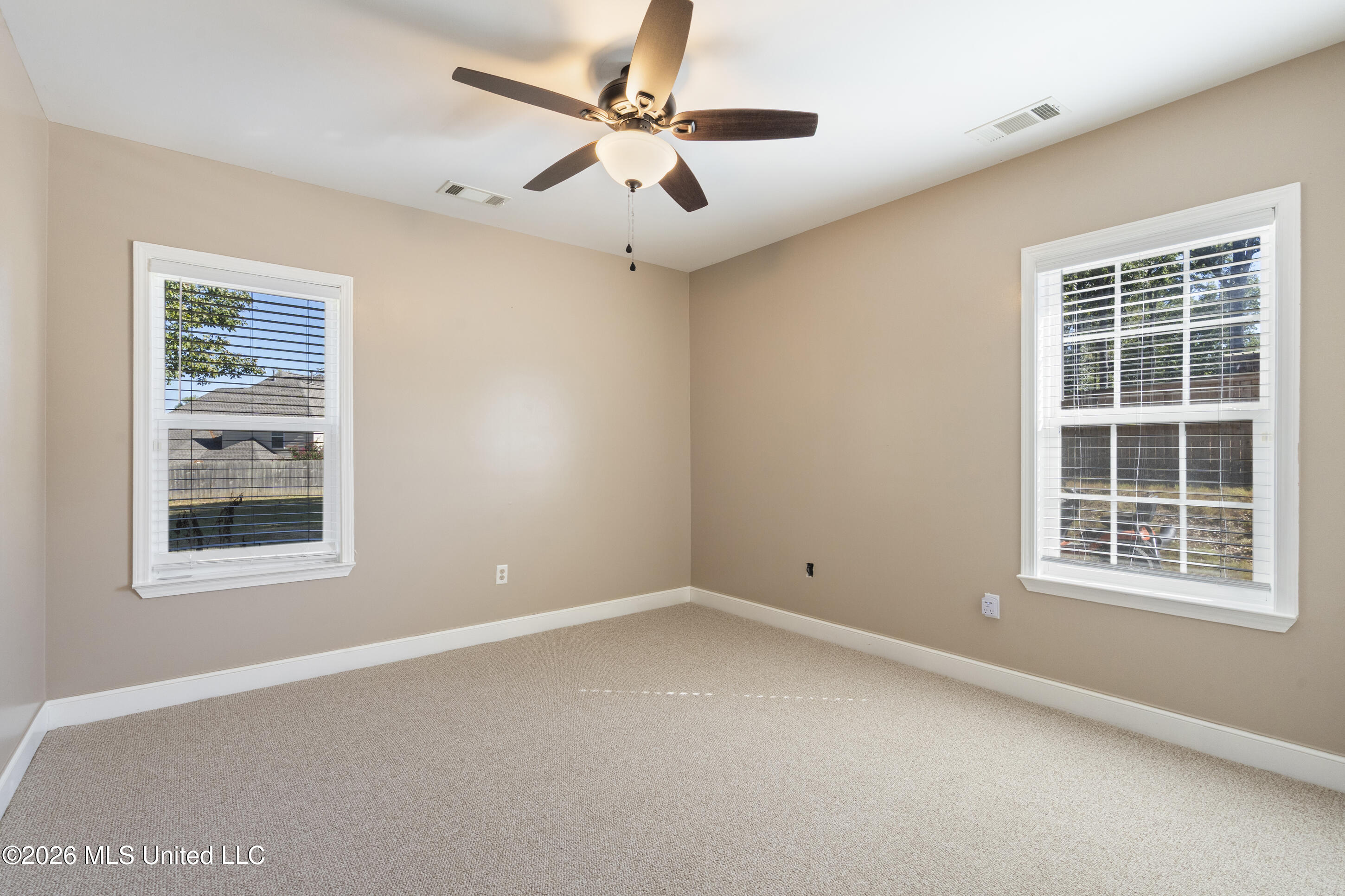 2138 College Road Southaven, MS 38672 - Photo 33 of 42 Bedroom