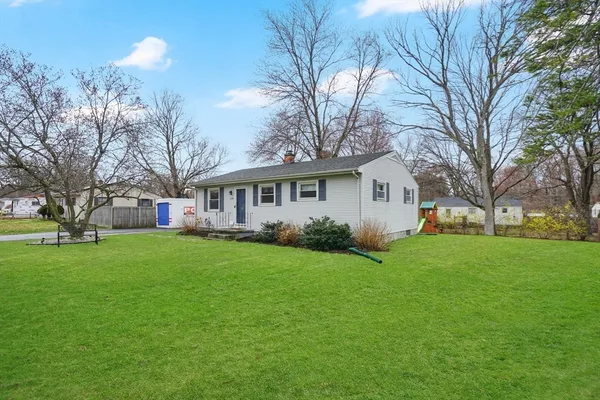 $289,900 | 134 Newhouse Street, Springfield, MA 01118