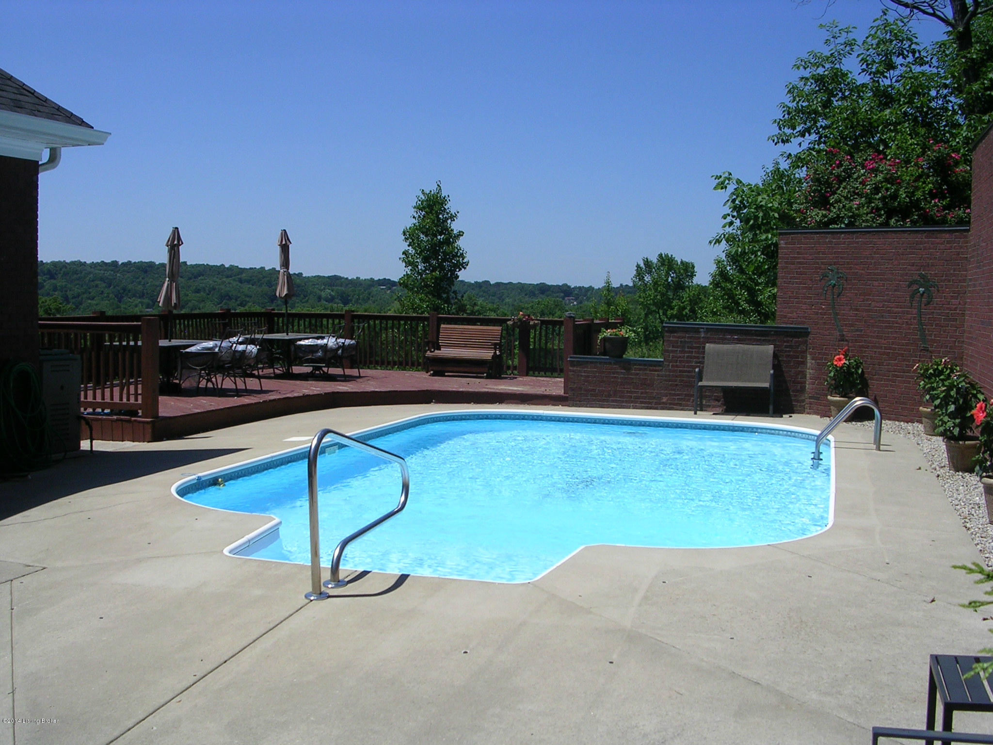 7802 Riva Ridge Road Louisville, KY 40214 - Photo 18 of 43 DSCN2884