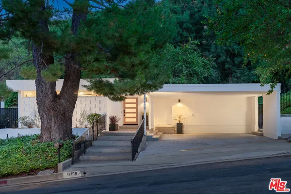 $1,499,000 | 17158 Clemons Drive, Encino, CA 91436