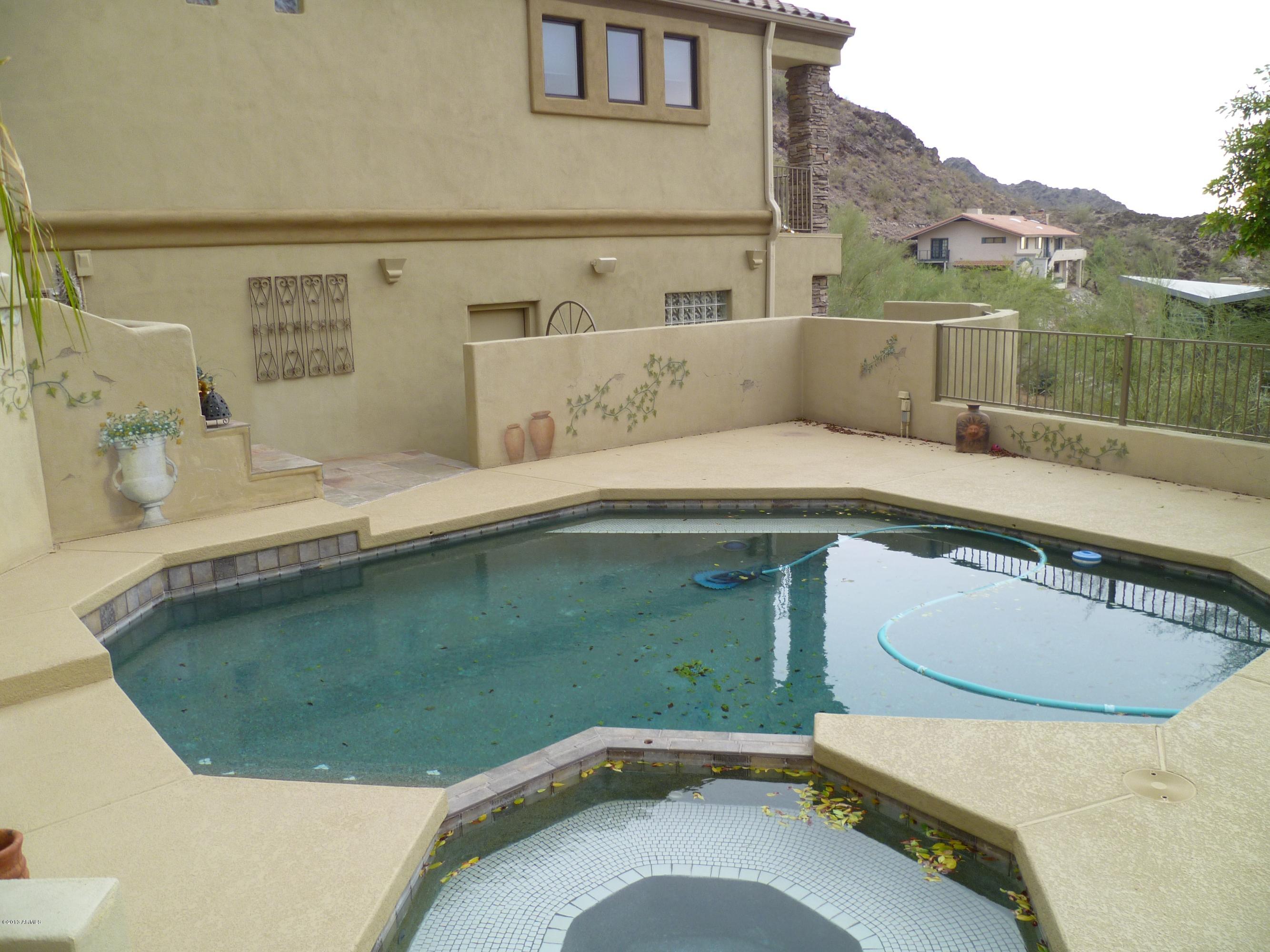 1912 East Mountain View Road Phoenix, AZ 85020 - Photo 32 of 81 Great pool entertaining areas!