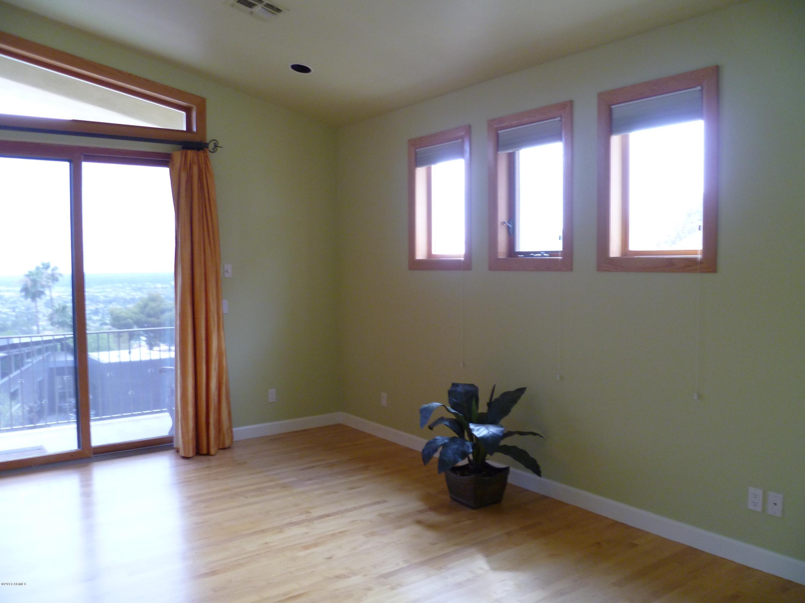 1912 East Mountain View Road Phoenix, AZ 85020 - Photo 66 of 81 P1030692