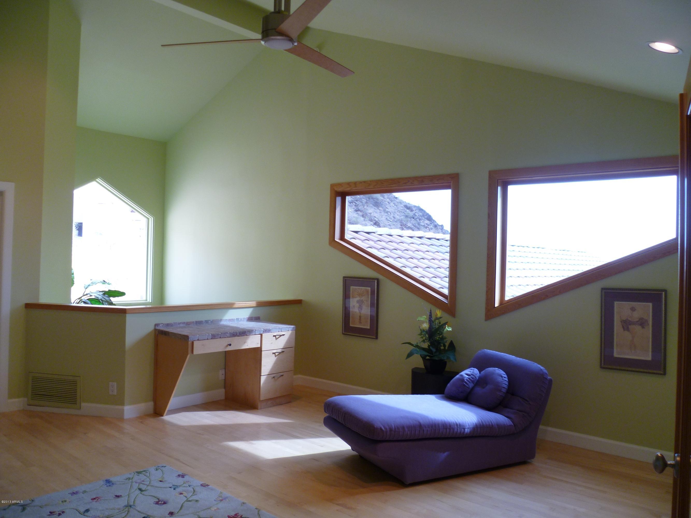 1912 East Mountain View Road Phoenix, AZ 85020 - Photo 72 of 81 P1030705