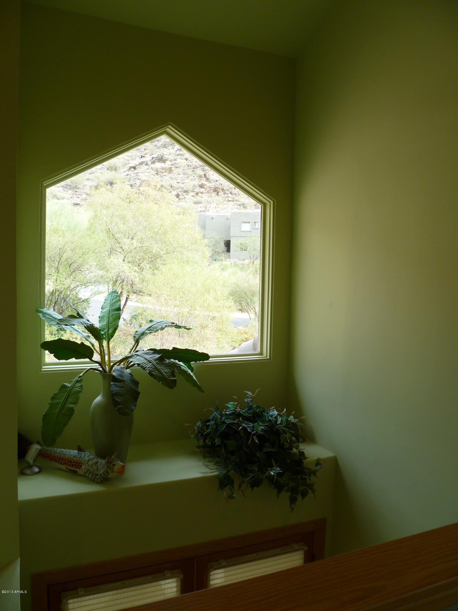 1912 East Mountain View Road Phoenix, AZ 85020 - Photo 76 of 81 P1030714