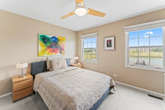 $3,250 | 566 West Bridge View Court, Palatine, IL 60067