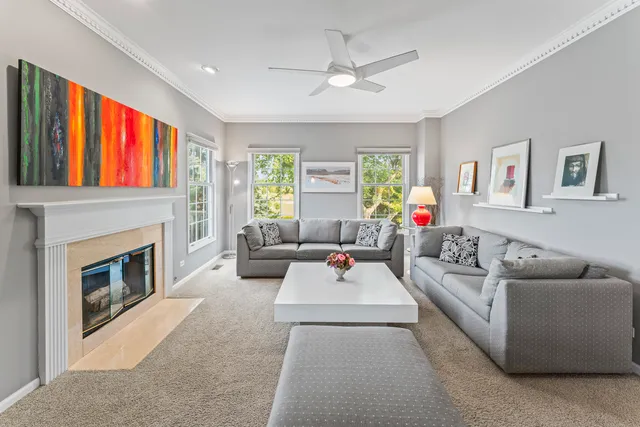 $3,250 | 566 West Bridge View Court, Palatine, IL 60067