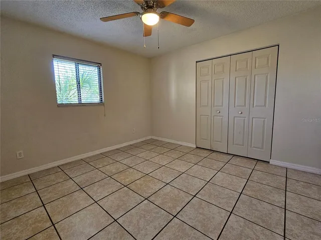$199,000 | 501 Albee Farm Road, Unit V12, Venice, FL 34285