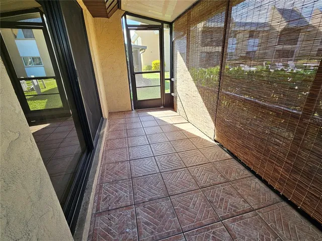 $199,000 | 501 Albee Farm Road, Unit V12, Venice, FL 34285