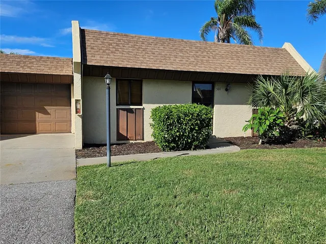 $199,000 | 501 Albee Farm Road, Unit V12, Venice, FL 34285