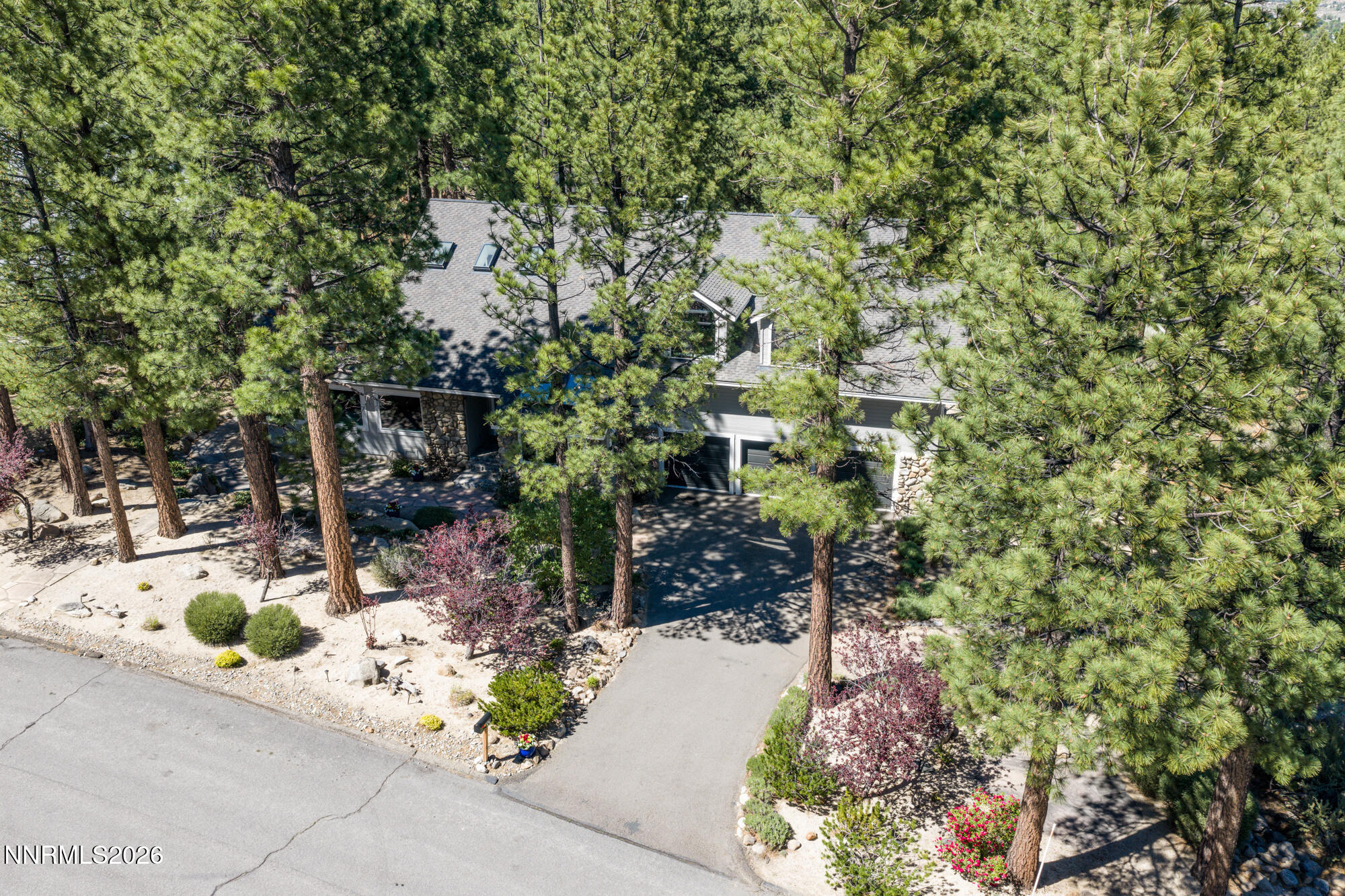 525 Piney Creek Road Reno, NV 89511 - Photo 4 of 61 525 piney creek-18
