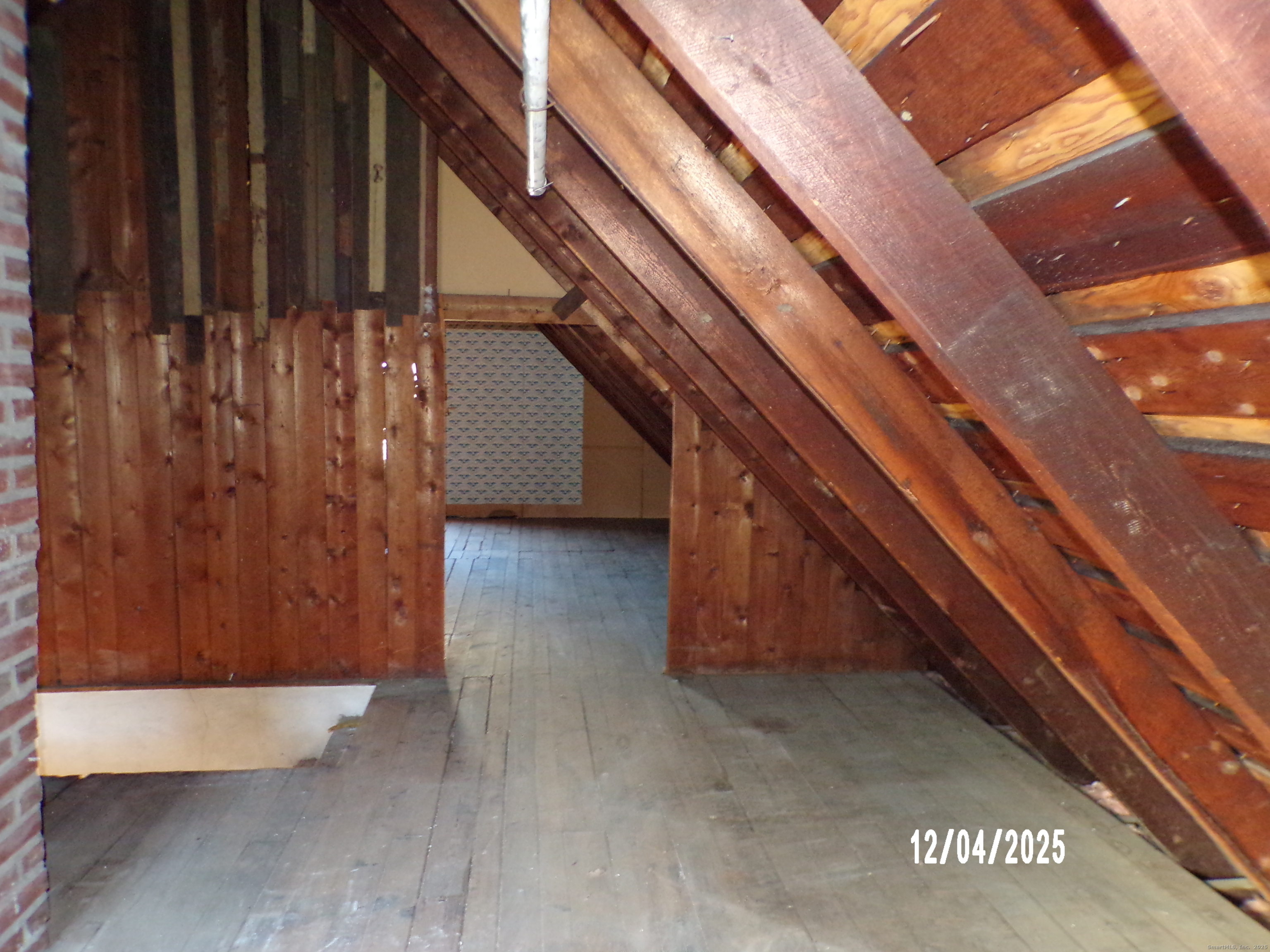 103 Myrtle Avenue Ansonia, CT 06401 - Photo 28 of 35 a view of entryway