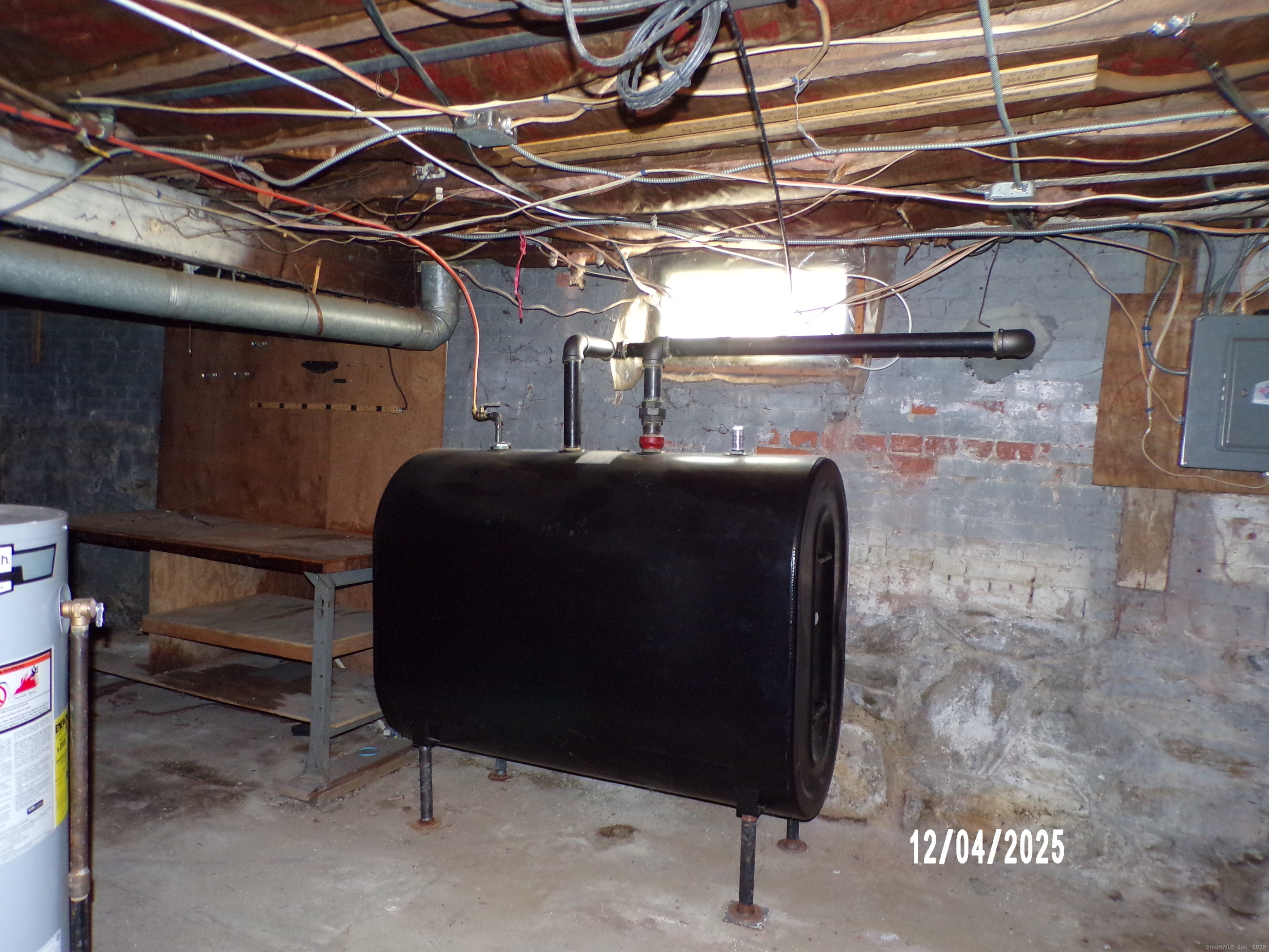 103 Myrtle Avenue Ansonia, CT 06401 - Photo 31 of 35