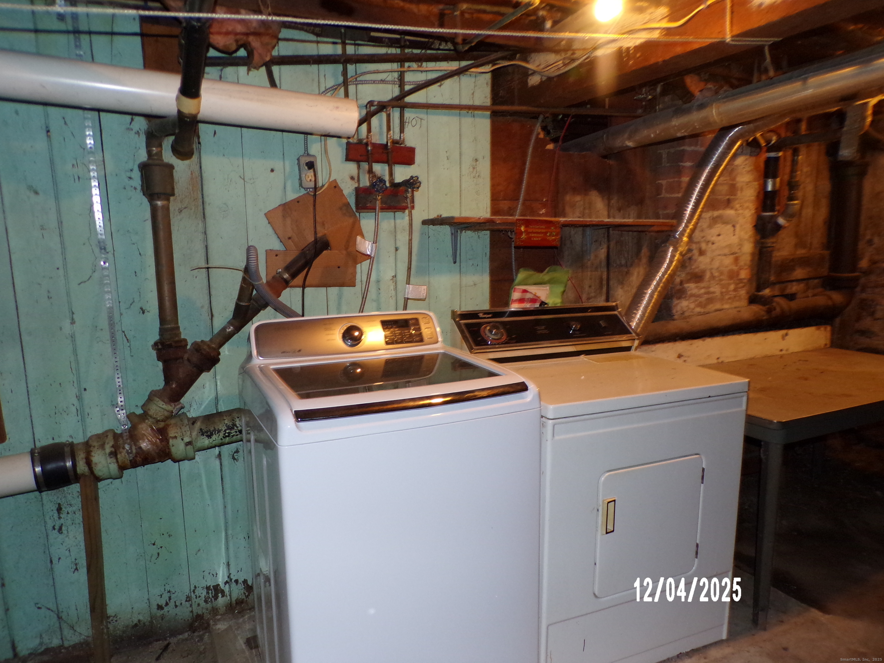 103 Myrtle Avenue Ansonia, CT 06401 - Photo 32 of 35