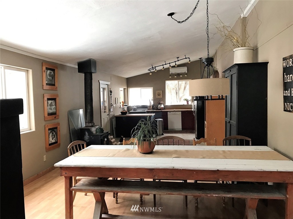 37529 Redwine Canyon Road Creston, WA 99117 - Photo 2 of 24 Gallery Image 2