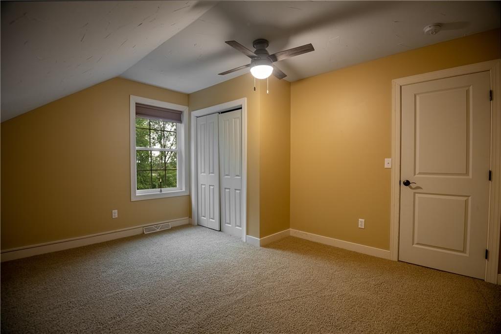 4012 New Castle Road Pulaski, PA 16143 - Photo 23 of 37 Gallery Image 23