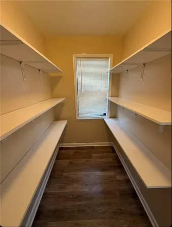 $1,200 | 110 Delaware Drive, Coraopolis, PA 15108