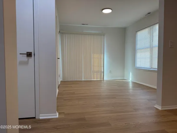 $2,700 | 709 Zlotkin Circle, Unit 5, Freehold, NJ 07728