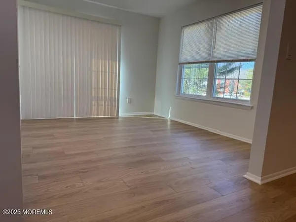 $2,700 | 709 Zlotkin Circle, Unit 5, Freehold, NJ 07728