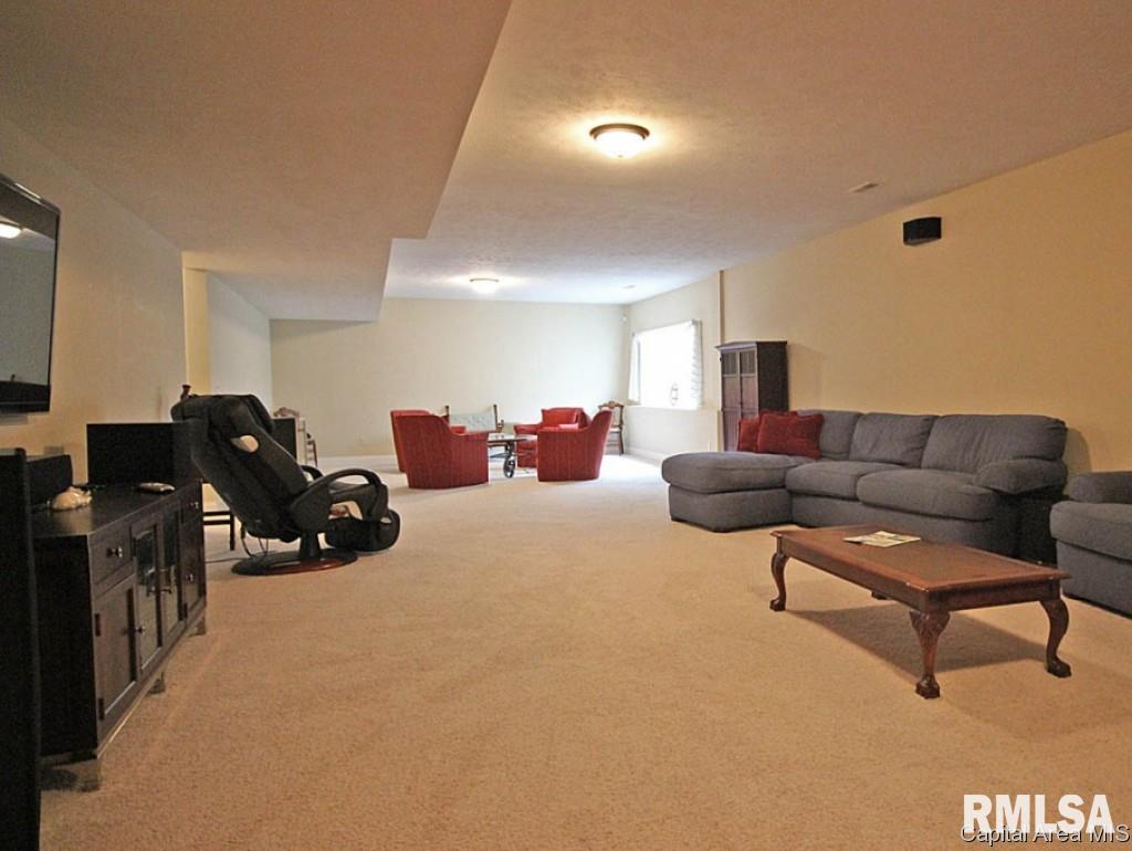 1622 Kennedy Avenue Springfield, IL 62704 - Photo 22 of 31 Gallery Image 22