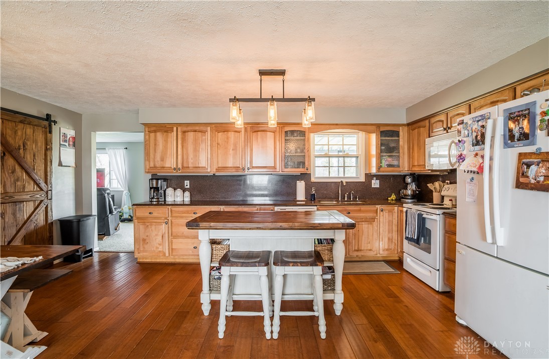 175 Kent Road Tipp City, OH 45371 - Photo 7 of 25 Gallery Image 7