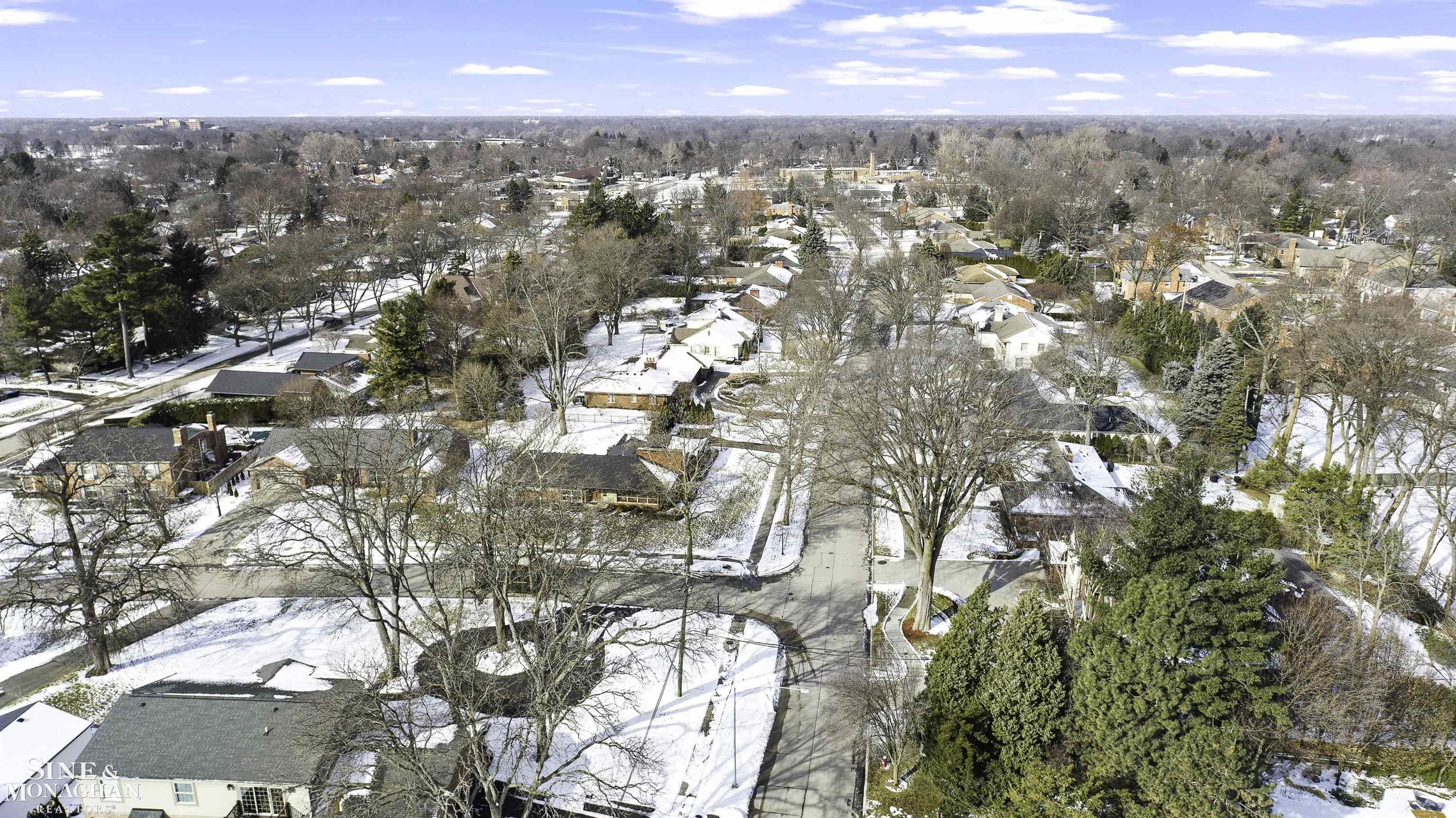 66 Fairford Road Grosse Pointe, MI 48236 - Photo 51 of 60 50166406-0ed31c74-00e2-4035-9569-66de6f5392c5.JPG