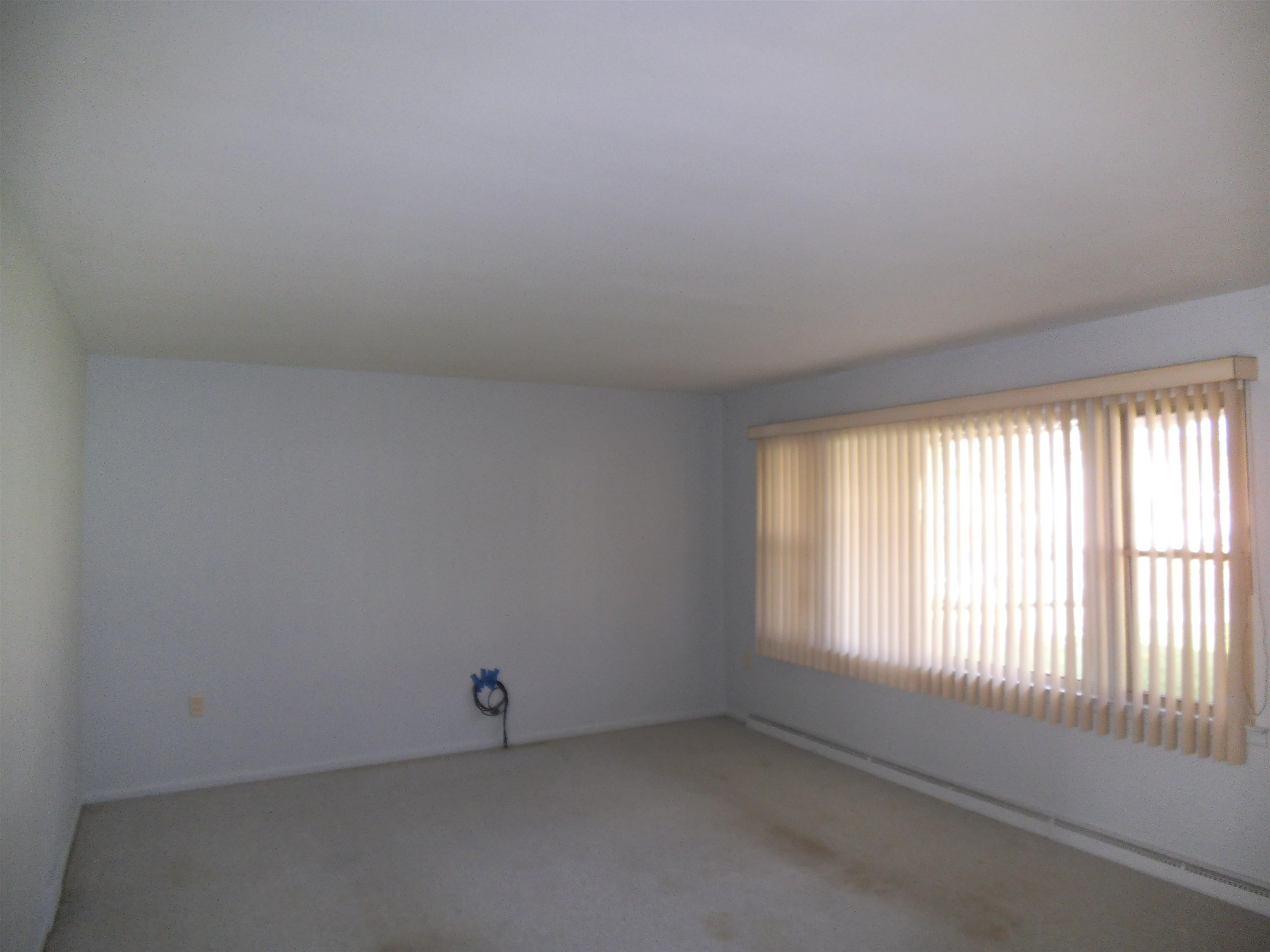 211 Shepard Street Zilwaukee, MI 48604 - Photo 4 of 28