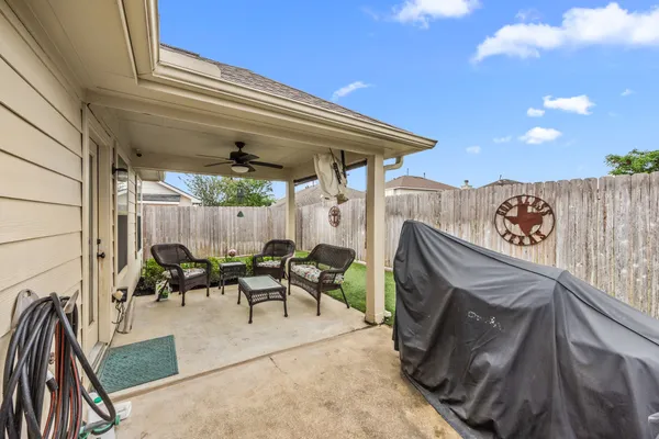 a view of outdoor space yard and patio