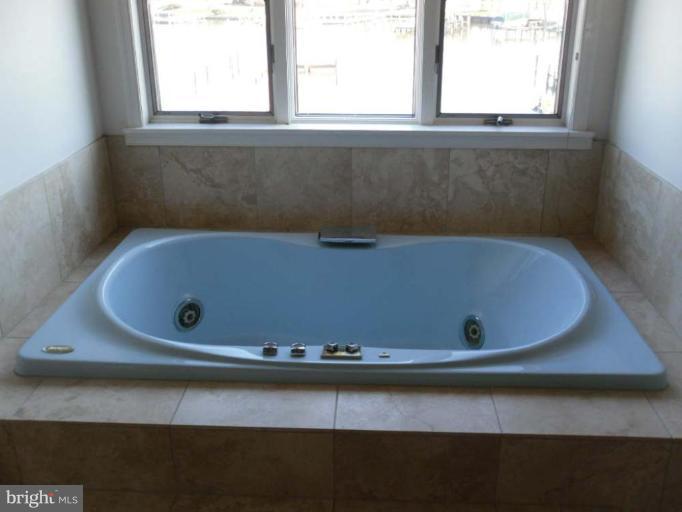8129 Ventnor Road Pasadena, MD 21122 - Photo 8 of 19 Master Bath #2