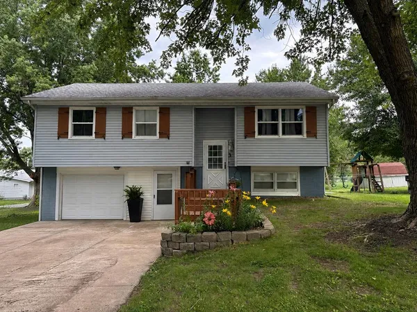 $225,000 | 3 Drake Drive, Kirksville, MO 63501