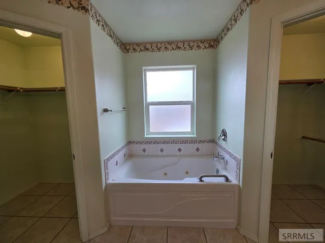 $580,000 | 38 Riverview Road, Salmon, ID 83467