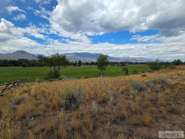 $580,000 | 38 Riverview Road, Salmon, ID 83467