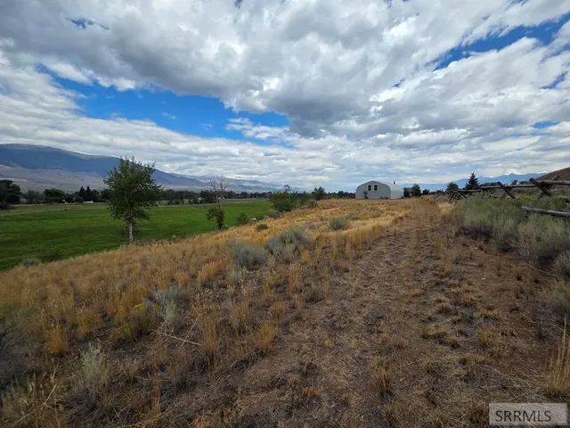 $580,000 | 38 Riverview Road, Salmon, ID 83467