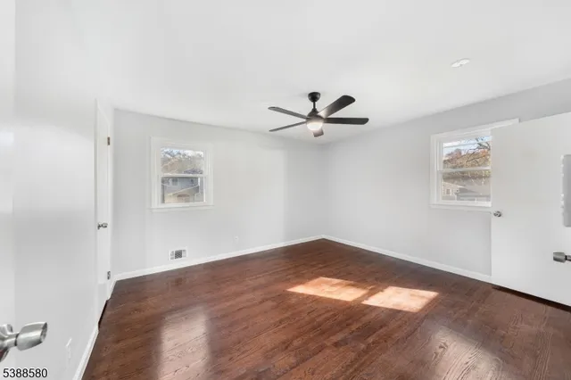 $899,999 | 19 Slope Drive, New Providence, NJ 07974